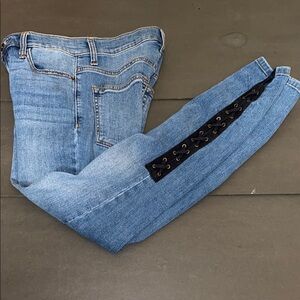 Sneak Peek Size 3 High Rise Black Blue Skinny Jeans